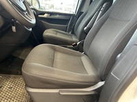 Volkswagen Caravelle vaihtoauto