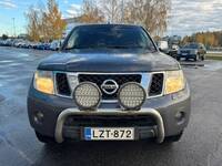 Nissan Navara vaihtoauto