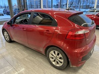Kia Rio vaihtoauto