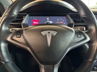 Tesla Model X vaihtoauto