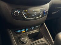 Ford Transit Courier vaihtoauto