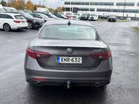 Alfa Romeo Giulia vaihtoauto