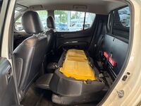 Mitsubishi L200 vaihtoauto