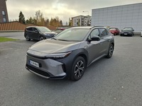 Toyota bZ4X vaihtoauto