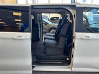 Ford Tourneo Custom vaihtoauto