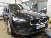 Volvo V60 Cross Country vaihtoauto