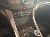 Honda Accord vaihtoauto