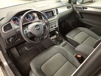 Volkswagen Golf Sportsvan vaihtoauto