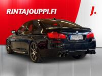 BMW M5 vaihtoauto