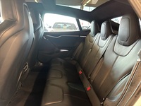 Tesla Model S vaihtoauto