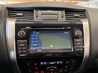 Nissan Navara vaihtoauto