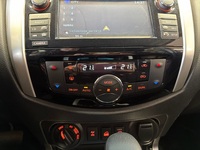 Nissan Navara vaihtoauto