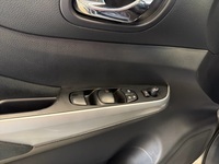 Nissan Navara vaihtoauto