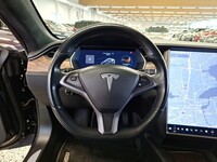 Tesla Model S vaihtoauto