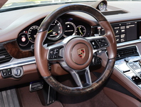 Porsche Panamera vaihtoauto