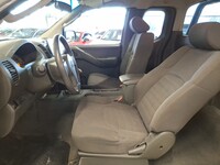 Nissan Navara vaihtoauto