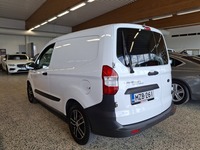 Ford Transit Courier vaihtoauto