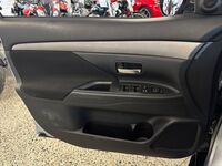Mitsubishi Outlander vaihtoauto