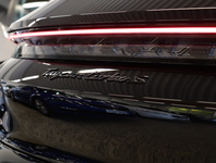 Porsche Taycan vaihtoauto