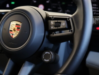Porsche Taycan vaihtoauto