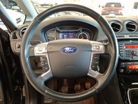 Ford S-MAX vaihtoauto