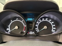 Ford Transit Courier vaihtoauto