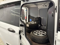 Ford Transit Courier vaihtoauto