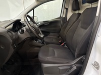 Ford Transit Courier vaihtoauto