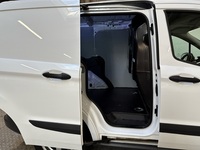 Ford Transit Courier vaihtoauto