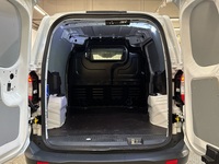 Ford Transit Courier vaihtoauto