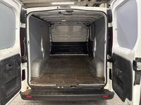 Opel Vivaro vaihtoauto