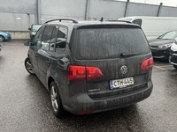 Volkswagen Touran vaihtoauto