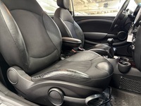 Mini Hatchback vaihtoauto