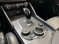 Alfa Romeo Giulia vaihtoauto