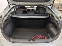 Hyundai IONIQ hybrid vaihtoauto