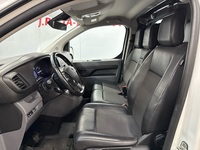 Opel Vivaro vaihtoauto