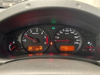 Nissan Navara vaihtoauto