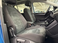 Volkswagen Touran vaihtoauto