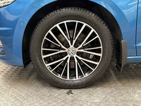 Volkswagen Touran vaihtoauto