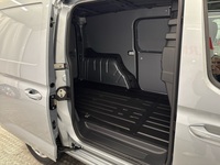 Ford Transit Connect vaihtoauto