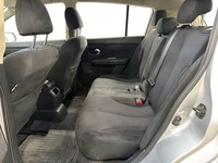 Nissan Tiida vaihtoauto