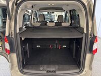 Ford Tourneo Courier vaihtoauto
