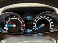 Ford Tourneo Courier vaihtoauto