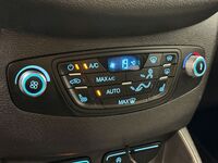 Ford Tourneo Courier vaihtoauto