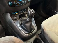 Ford Tourneo Courier vaihtoauto