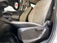 Ford Tourneo Courier vaihtoauto