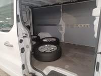 Opel Vivaro vaihtoauto