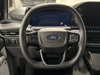 Ford Tourneo Custom vaihtoauto