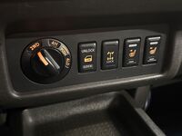 Nissan Navara vaihtoauto