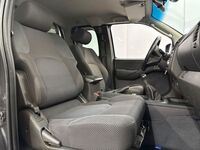 Nissan Navara vaihtoauto